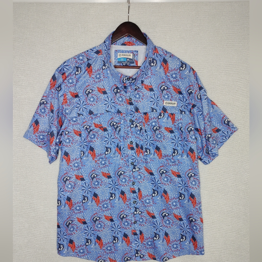 Magellan Outdoors Men's Americana Print Short Sleeve Shirt, Blue 2XL - Picture 2 of 6